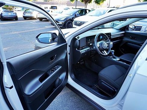 Certified 2026 Hyundai Kona SEL Sport image 36