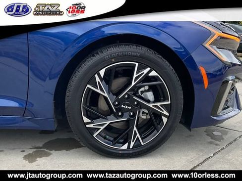 Used 2025 Kia K5 GT-Line w/ GT-Line Premium Package FWD image 9