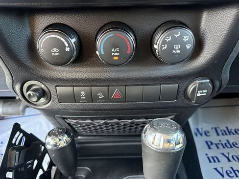 Used 2016 Jeep Wrangler Unlimited Sport AWD/4WD image 18