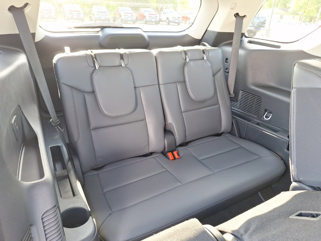 New 2026 Ford Explorer Active w/ Active Comfort Package AWD/4WD image 21