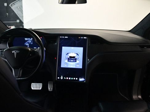 Used 2020 Tesla Model X Performance AWD/4WD image 5