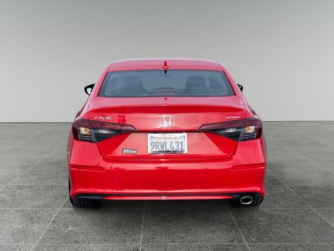 Used 2025 Honda Civic Sport image 4