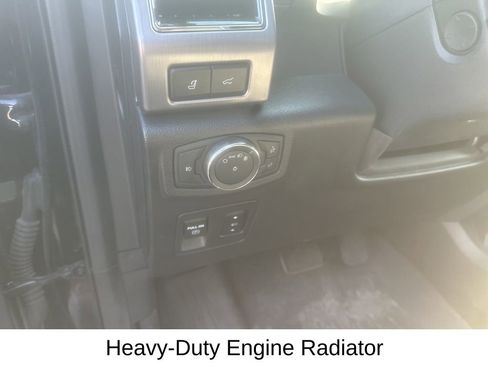 Used 2021 Ford Expedition Platinum image 21