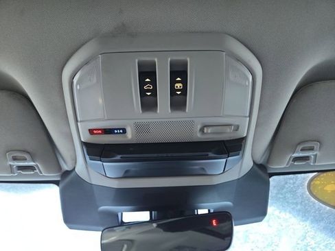 Used 2024 Subaru Ascent Limited w/ Technology Package image 35