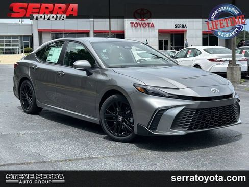 New 2026 Toyota Camry SE FWD image 1