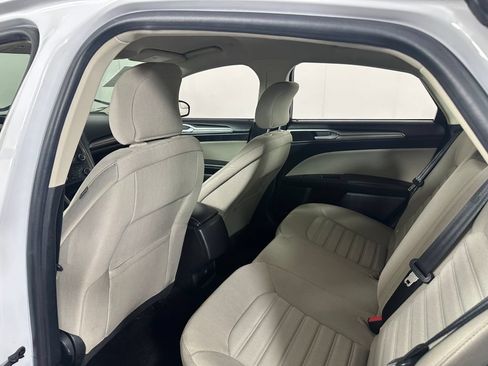 Used 2018 Ford Fusion S FWD image 22