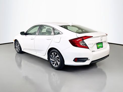 Used 2018 Honda Civic EX image 7