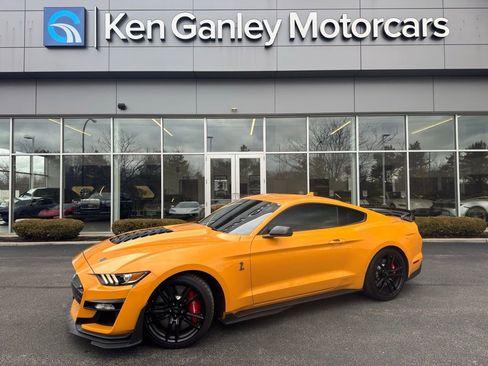 Used 2022 Ford Mustang Shelby GT500 w/ Technology Package image 1