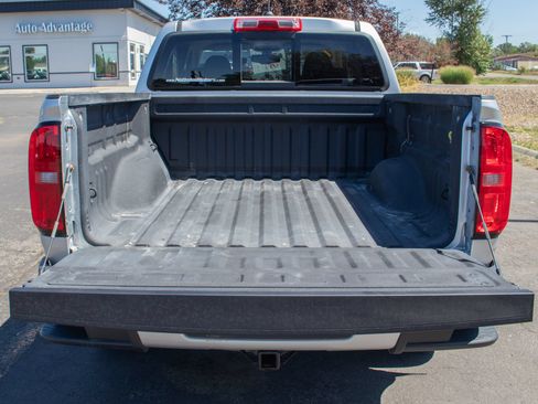 Used 2020 Chevrolet Colorado Z71 AWD/4WD image 8