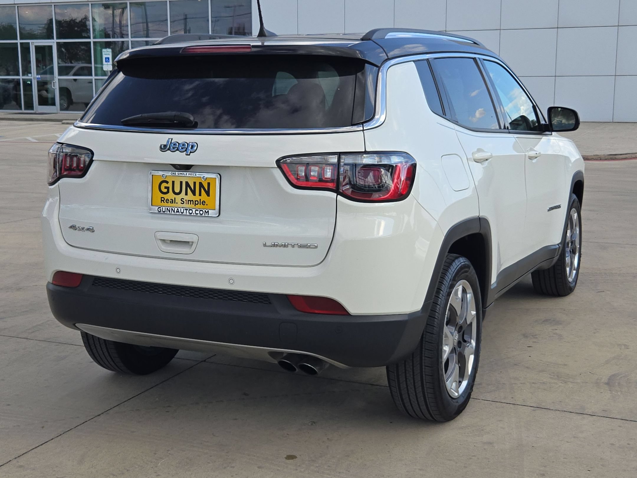 Used 2021 Jeep Compass Limited AWD/4WD image 3