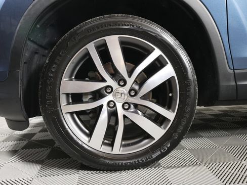 Used 2016 Honda Pilot Touring image 9