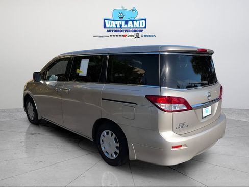 Used 2011 Nissan Quest S image 3