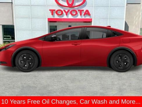 New 2026 Toyota Prius LE FWD image 16