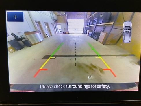 Used 2022 Ford Explorer XLT w/ Equipment Group 202A image 21