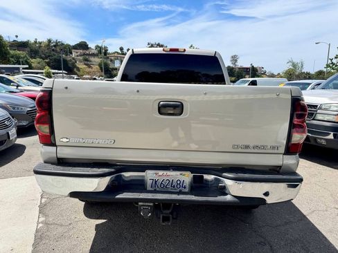 Used 2004 Chevrolet Silverado 2500 LS RWD image 6