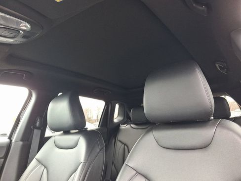 Certified 2024 Jeep Compass Limited w/ High Altitude Package AWD/4WD image 14
