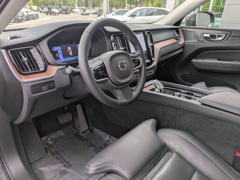 Used 2023 Volvo XC60 B6 Ultimate w/ Climate Package AWD/4WD image 14