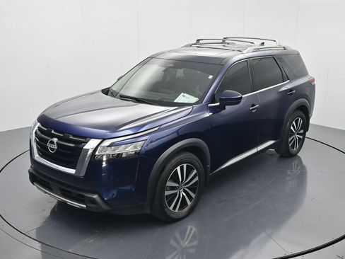 Certified 2024 Nissan Pathfinder Platinum AWD/4WD image 31