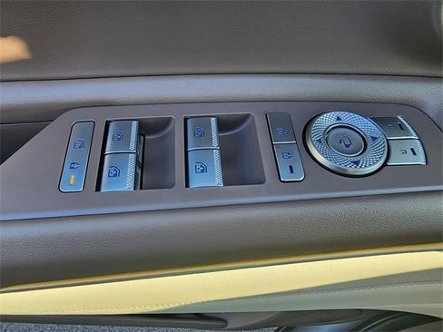 Used 2024 Genesis GV80 3.5T w/ Advanced Package image 22