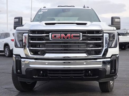 New 2026 GMC Sierra 3500 SLE w/ SLE Value Package image 17