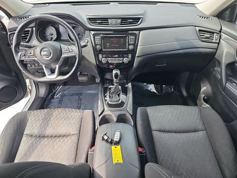 Used 2020 Nissan Rogue SV w/ Premium Package AWD/4WD image 10