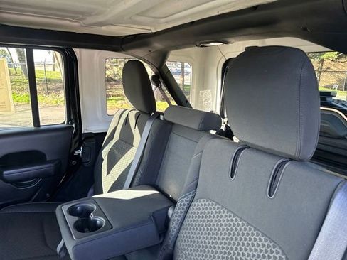 Used 2025 Jeep Wrangler Unlimited Rubicon 4xe w/ Safety Group image 27