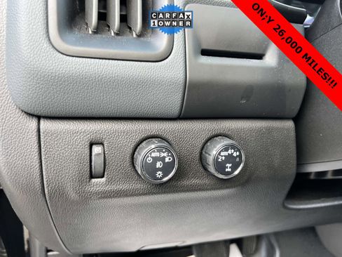 Used 2022 Chevrolet Colorado Z71 image 24