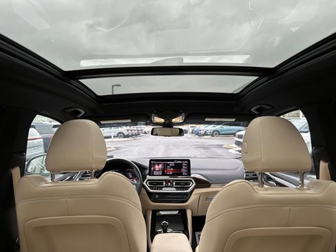 Used 2022 BMW X3 xDrive30i w/ Convenience Package image 11