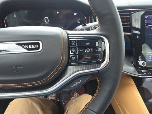 Certified 2025 Jeep Grand Wagoneer L Series III w/ Rear Seat Video Group 1 AWD/4WD image 16