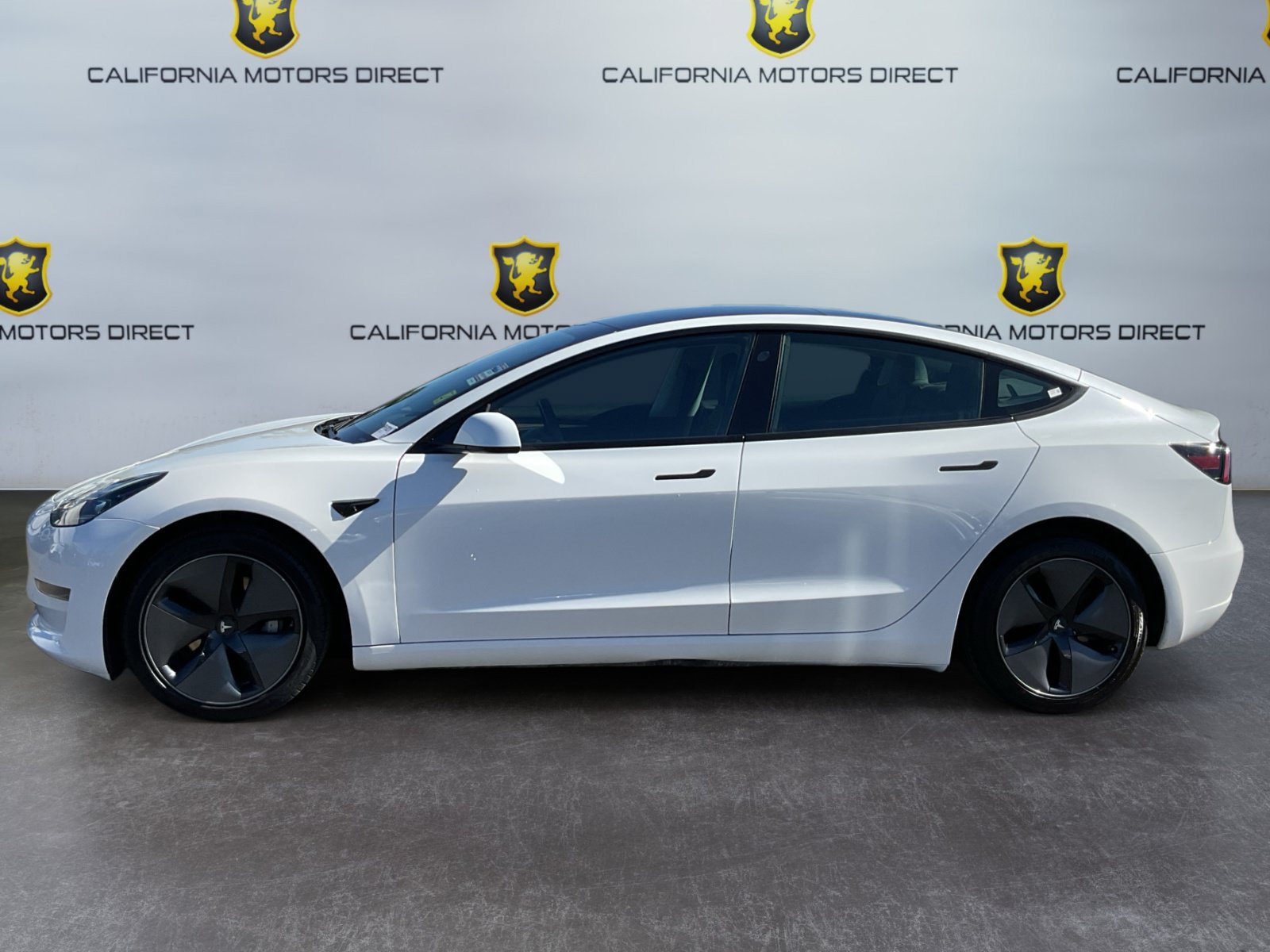 Used 2023 Tesla Model 3 Standard Range RWD image 8