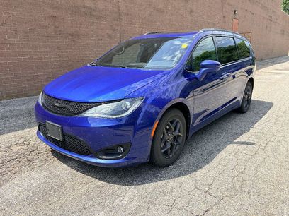 Used 2020 Chrysler Pacifica Touring-L
