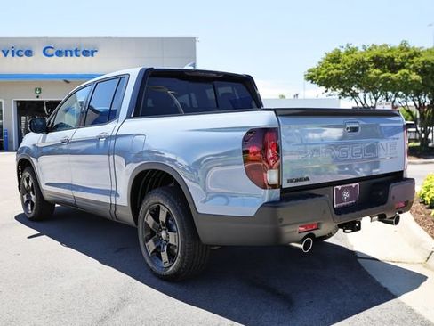 Used 2026 Honda Ridgeline Black Edition image 7
