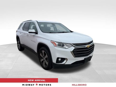 Used 2019 Chevrolet Traverse LT w/ LT Premium Package FWD image 1