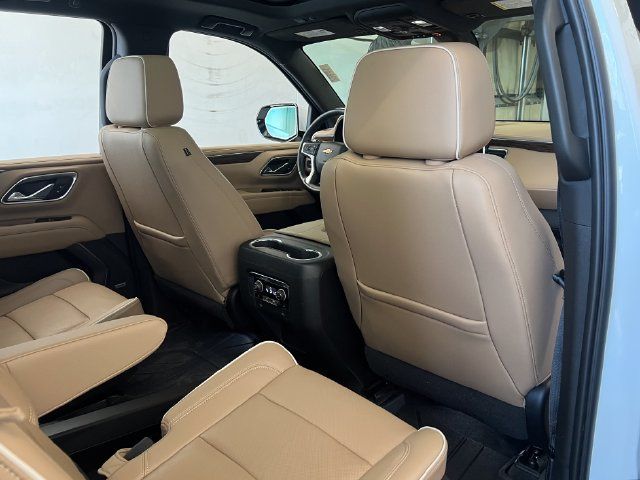 Used 2021 Chevrolet Tahoe Premier w/ Premium Package AWD/4WD image 41