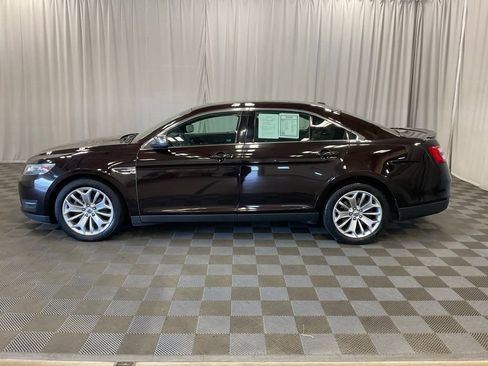 Used 2013 Ford Taurus Limited AWD/4WD image 10