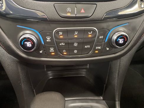 Used 2023 Chevrolet Equinox RS w/ RS Leather Package image 47