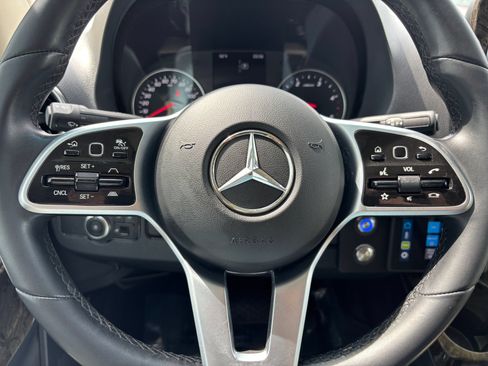 Used 2020 Mercedes-Benz Sprinter 3500 image 28