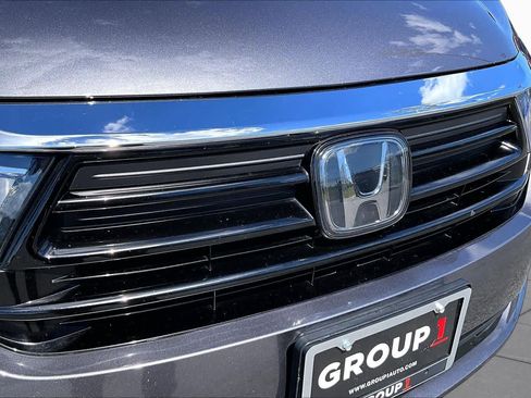 Used 2024 Honda Odyssey EX image 30