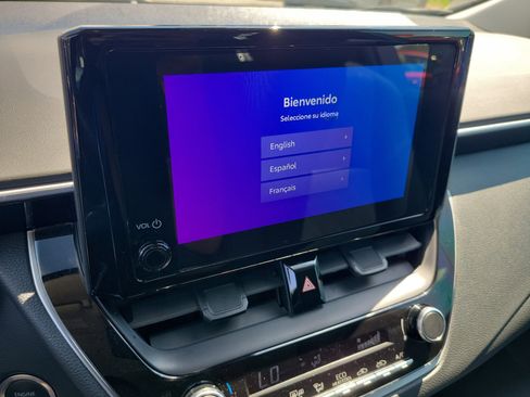 Used 2024 Toyota Corolla LE w/ LE Convenience Package FWD image 26