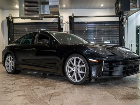 New 2026 Porsche Panamera 4 image 7