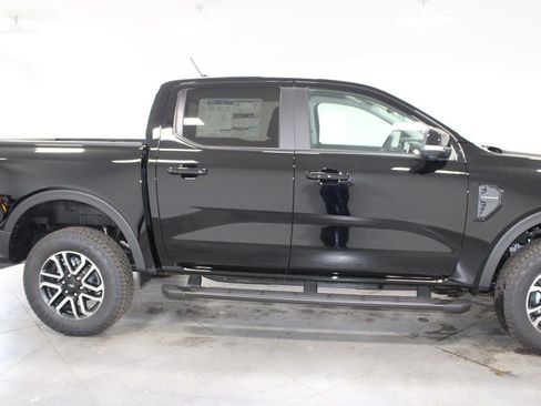 New 2025 Ford Ranger Lariat w/ FX4 Off-Road Package image 10