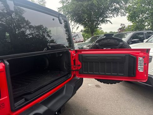 Used 2022 Jeep Wrangler Unlimited Sport AWD/4WD image 42