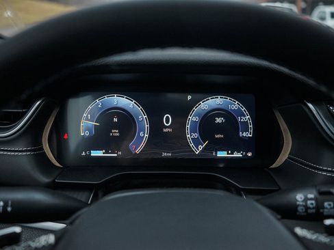 New 2025 Jeep Grand Cherokee L Altitude image 24