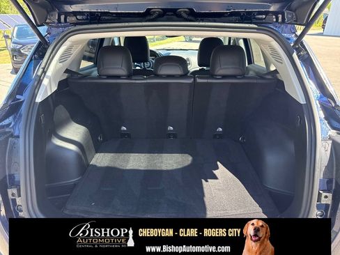 Used 2018 Jeep Compass Latitude w/ Popular Equipment Group AWD/4WD image 7