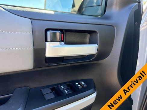 Used 2021 Toyota Tundra Limited image 11