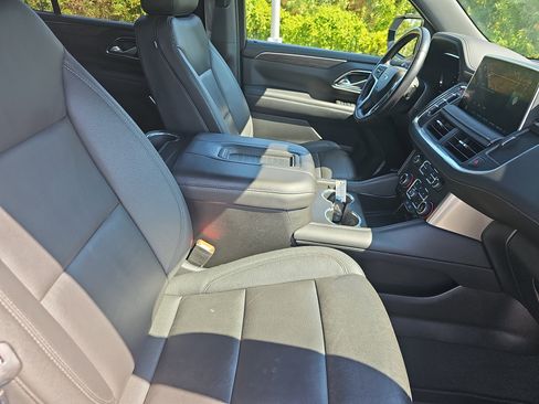 Used 2022 Chevrolet Tahoe Z71 w/ Luxury Package image 10