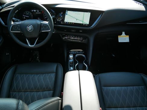 Used 2023 Buick Envision Avenir AWD/4WD image 8