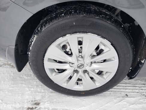 Certified 2025 Nissan Sentra S image 44