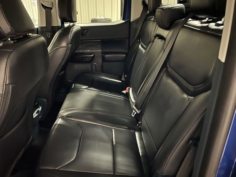 Used 2023 Ford Maverick Lariat w/ Lariat Luxury Package image 19