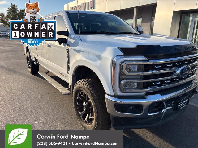 Used 2023 Ford F350 Lariat w/ Lariat Ultimate Package AWD/4WD image 3